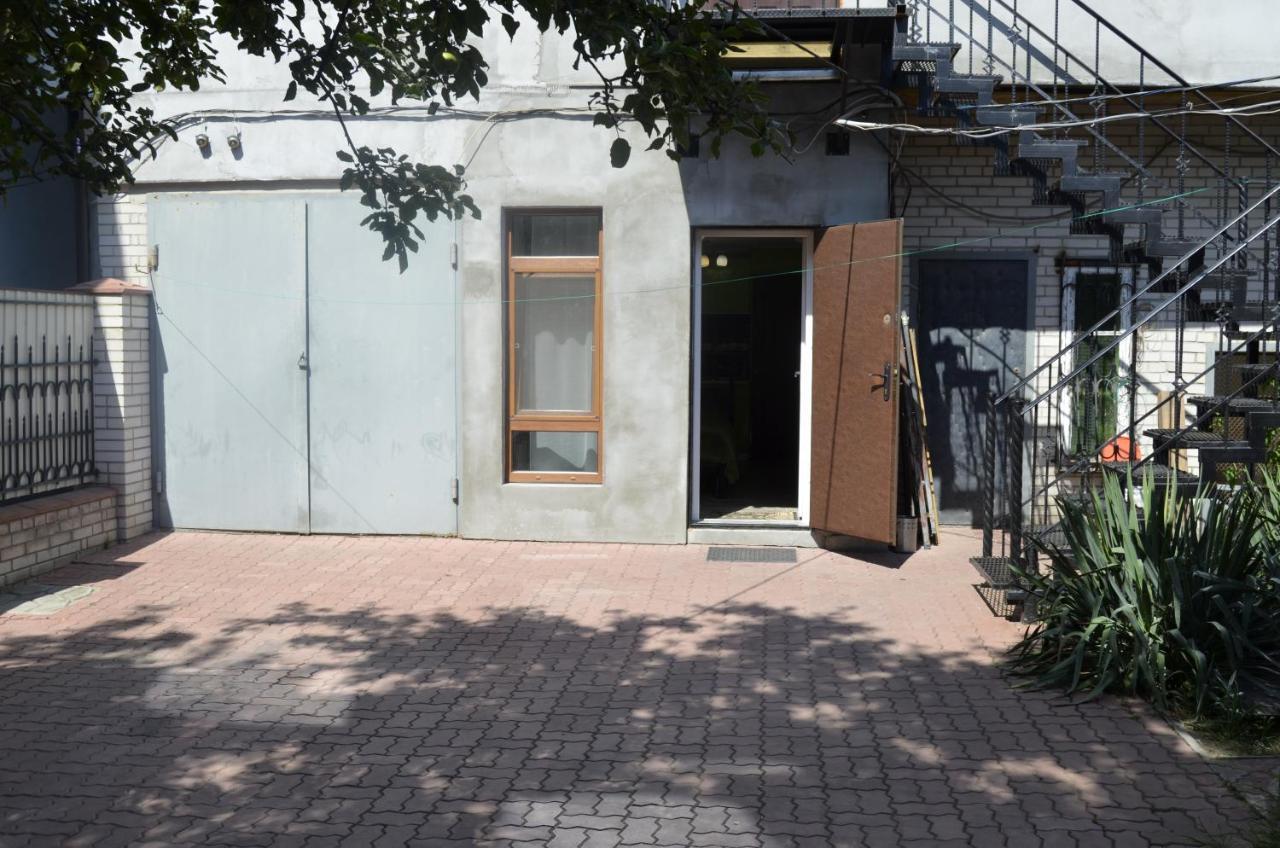 Апартаменти В Будиночку Біля Софіївського Парка Umanʼ Exteriör bild